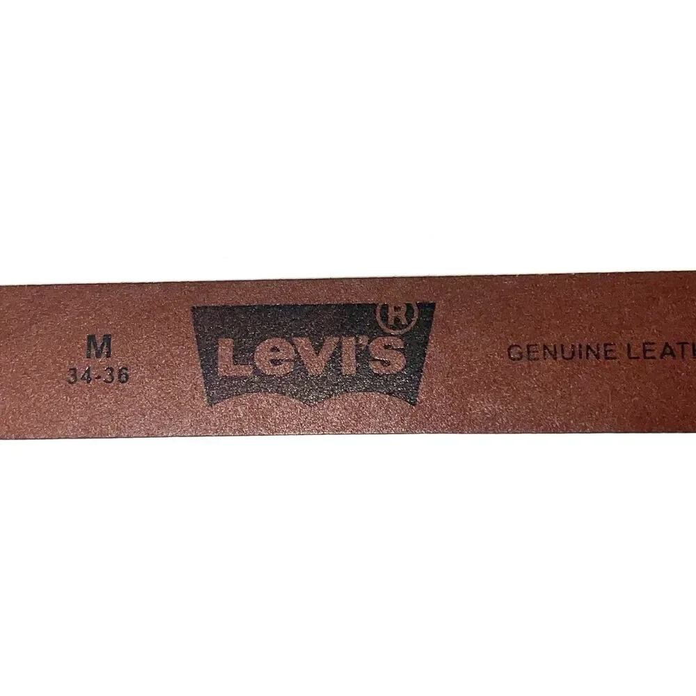 NWOT Levi's brown leather belt with roller buckle. Size M (34-36).